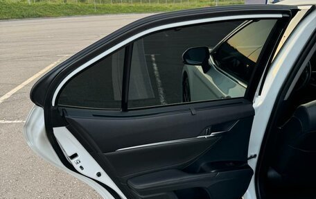 Toyota Camry, 2021 год, 3 950 000 рублей, 7 фотография