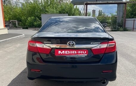 Toyota Camry, 2012 год, 1 700 000 рублей, 4 фотография