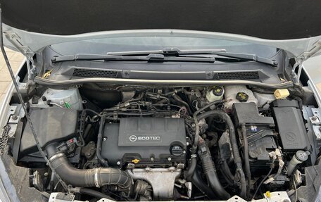 Opel Astra J, 2011 год, 810 000 рублей, 10 фотография