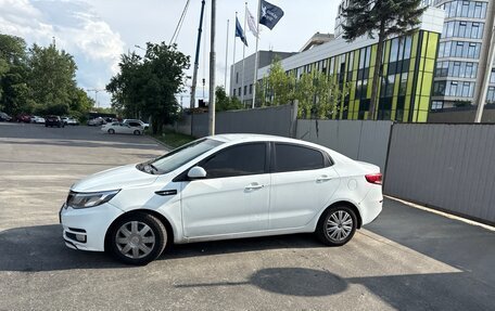 KIA Rio III рестайлинг, 2015 год, 950 000 рублей, 2 фотография