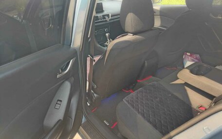 Mazda 3, 2016 год, 1 730 000 рублей, 13 фотография