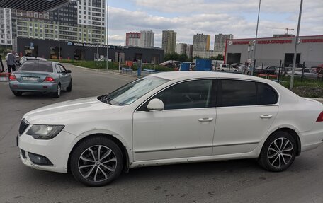 Skoda Superb III рестайлинг, 2013 год, 1 250 000 рублей, 3 фотография