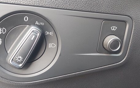 Volkswagen Tiguan II, 2019 год, 2 799 000 рублей, 8 фотография