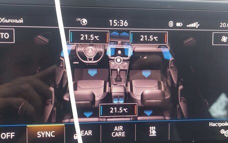 Volkswagen Tiguan II, 2019 год, 2 799 000 рублей, 16 фотография