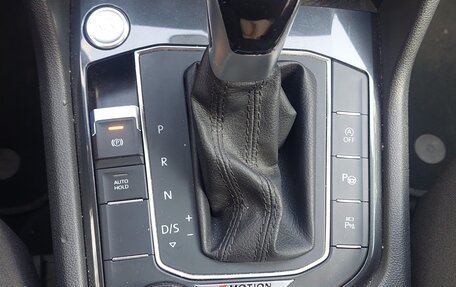 Volkswagen Tiguan II, 2019 год, 2 799 000 рублей, 11 фотография