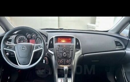 Opel Astra J, 2011 год, 850 000 рублей, 8 фотография