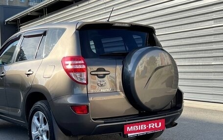 Toyota RAV4, 2011 год, 1 680 000 рублей, 14 фотография
