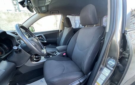 Toyota RAV4, 2011 год, 1 680 000 рублей, 20 фотография