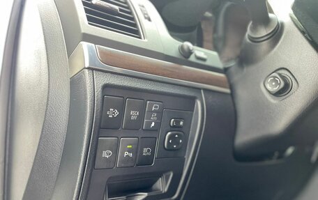Toyota Land Cruiser 200, 2018 год, 6 600 000 рублей, 21 фотография