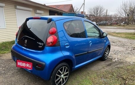 Peugeot 107 I рестайлинг, 2011 год, 555 000 рублей, 13 фотография