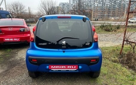 Peugeot 107 I рестайлинг, 2011 год, 555 000 рублей, 12 фотография