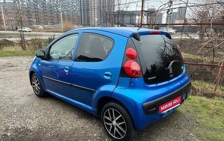 Peugeot 107 I рестайлинг, 2011 год, 555 000 рублей, 11 фотография