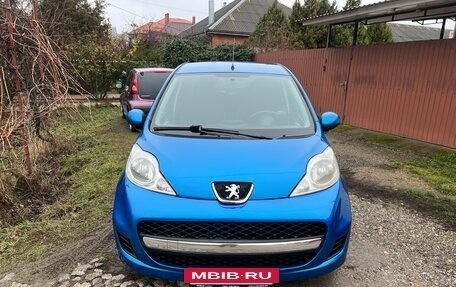 Peugeot 107 I рестайлинг, 2011 год, 555 000 рублей, 15 фотография