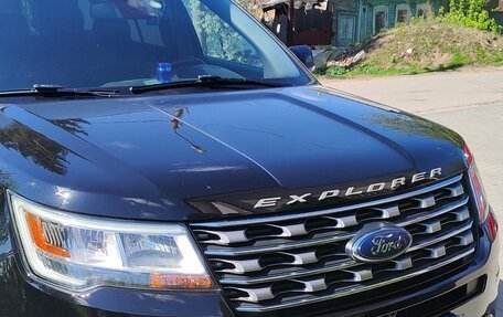 Ford Explorer VI, 2017 год, 3 230 000 рублей, 3 фотография