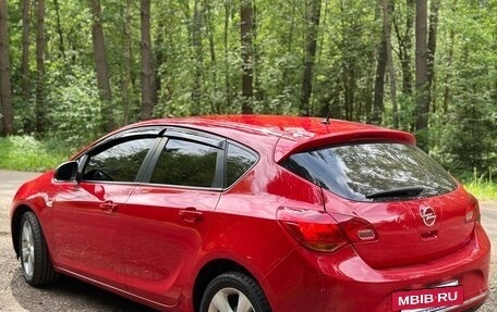 Opel Astra J, 2014 год, 675 000 рублей, 2 фотография