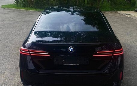 BMW 5 серия, 2024 год, 8 200 000 рублей, 6 фотография