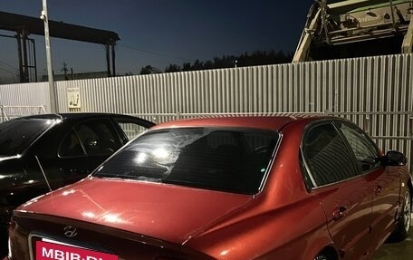 Hyundai Sonata IV рестайлинг, 2006 год, 320 000 рублей, 11 фотография