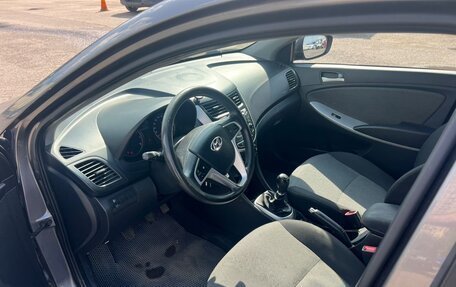 Hyundai Solaris II рестайлинг, 2012 год, 525 000 рублей, 9 фотография