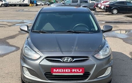 Hyundai Solaris II рестайлинг, 2012 год, 525 000 рублей, 8 фотография