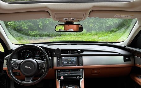 Jaguar XF II, 2016 год, 2 750 000 рублей, 7 фотография