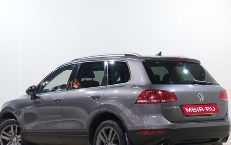 Volkswagen Touareg III, 2012 год, 2 349 000 рублей, 5 фотография