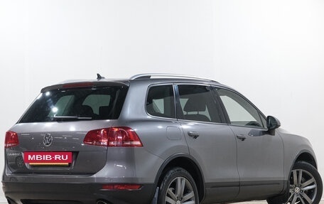 Volkswagen Touareg III, 2012 год, 2 349 000 рублей, 7 фотография