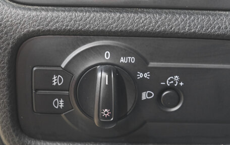 Volkswagen Touareg III, 2012 год, 2 349 000 рублей, 24 фотография
