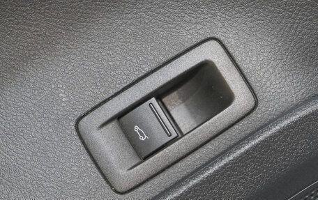 Volkswagen Touareg III, 2012 год, 2 349 000 рублей, 28 фотография