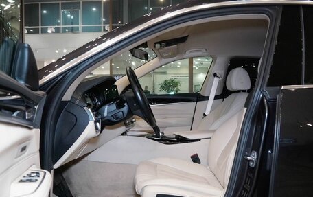 BMW 6 серия, 2018 год, 3 950 000 рублей, 11 фотография