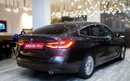 BMW 6 серия, 2018 год, 3 950 000 рублей, 2 фотография