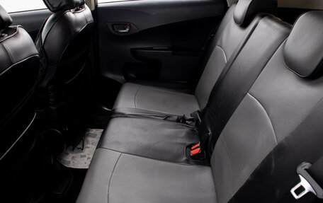 Subaru Trezia, 2010 год, 849 000 рублей, 24 фотография
