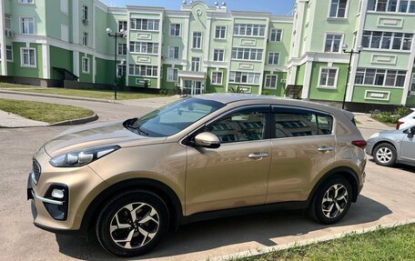 KIA Sportage IV рестайлинг, 2019 год, 1 800 000 рублей, 4 фотография