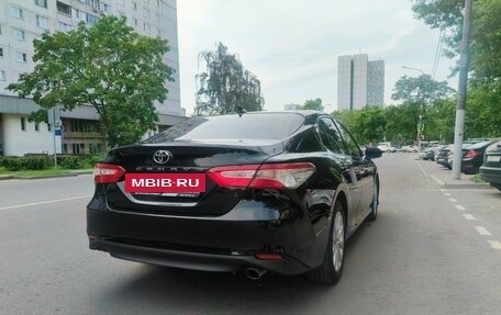 Toyota Camry, 2018 год, 2 340 000 рублей, 5 фотография