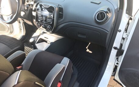 Renault Kaptur I рестайлинг, 2017 год, 1 570 000 рублей, 8 фотография