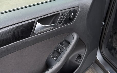 Volkswagen Jetta VI, 2012 год, 990 000 рублей, 13 фотография