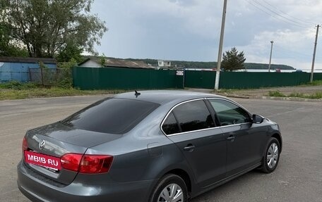 Volkswagen Jetta VI, 2012 год, 990 000 рублей, 4 фотография