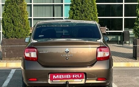 Renault Logan II, 2018 год, 900 000 рублей, 8 фотография