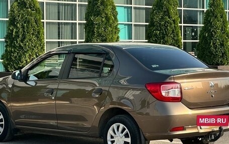 Renault Logan II, 2018 год, 900 000 рублей, 7 фотография