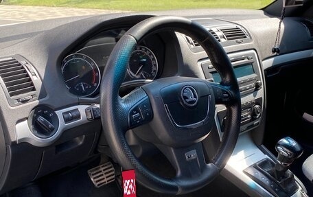 Skoda Octavia RS, 2011 год, 1 100 000 рублей, 19 фотография