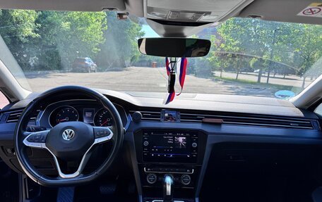 Volkswagen Passat B8 рестайлинг, 2020 год, 2 300 000 рублей, 13 фотография