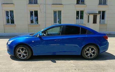 Chevrolet Cruze II, 2011 год, 800 000 рублей, 1 фотография
