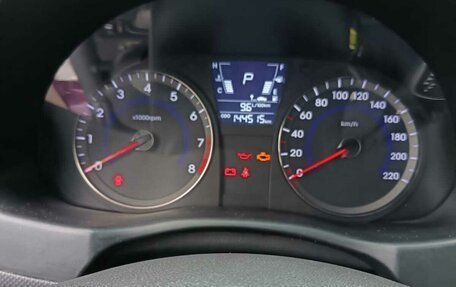 Hyundai Solaris II рестайлинг, 2011 год, 680 000 рублей, 7 фотография