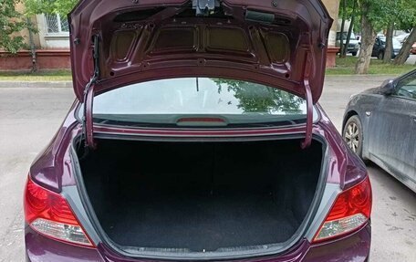Hyundai Solaris II рестайлинг, 2011 год, 680 000 рублей, 9 фотография