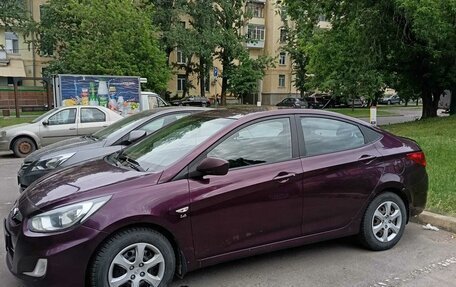 Hyundai Solaris II рестайлинг, 2011 год, 680 000 рублей, 16 фотография
