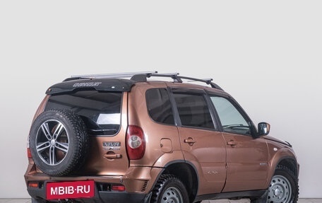 Chevrolet Niva I рестайлинг, 2017 год, 779 000 рублей, 7 фотография