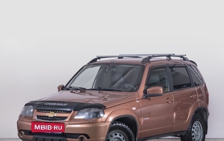 Chevrolet Niva I рестайлинг, 2017 год, 779 000 рублей, 2 фотография