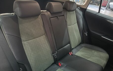Toyota RAV4, 2025 год, 4 249 000 рублей, 16 фотография