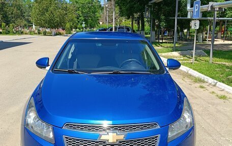Chevrolet Cruze II, 2011 год, 800 000 рублей, 3 фотография