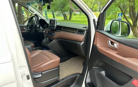 Hyundai Grand Starex Grand Starex I рестайлинг 2, 2018 год, 3 397 000 рублей, 2 фотография