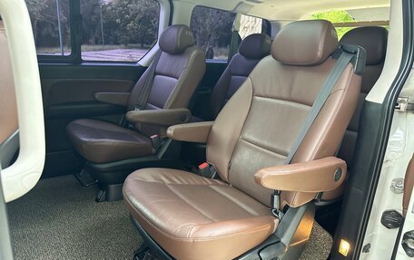 Hyundai Grand Starex Grand Starex I рестайлинг 2, 2018 год, 3 397 000 рублей, 13 фотография
